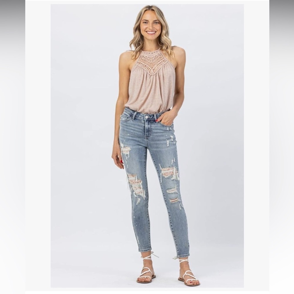 JUDY BLUE Mid-Rise Lace Patch Skinny Jeans Style 88432 size 15/32